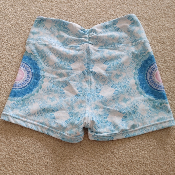 Wolven Jasmine Crossover High-Waisted Short - Small - Picture 6 of 8